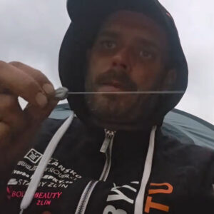Prémiová bavlněná pánská MIKINA s kapucí černá - Balt 2026
